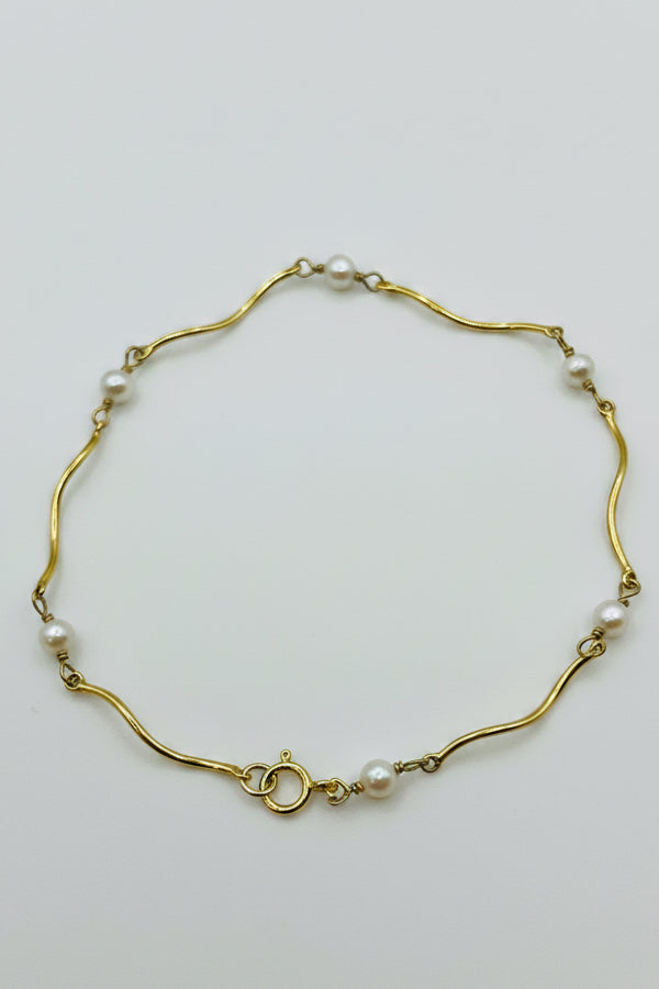 Pearl Wave Chain Bracelet